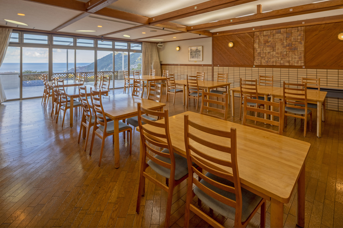 【楽天スーパーSALE】【1泊朝食付】太平洋を望む温泉と全室オーシャンビューでゆとりの滞在♪