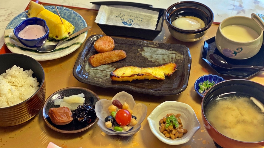 *【朝食一例】朝食は一日の元気の源。心温まる和定食をご用意しております。