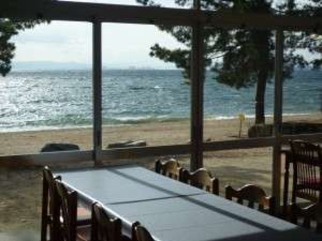 琵琶湖の見える食堂