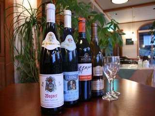 フランス・ドイツ・チリ産のワインを取り揃えております②