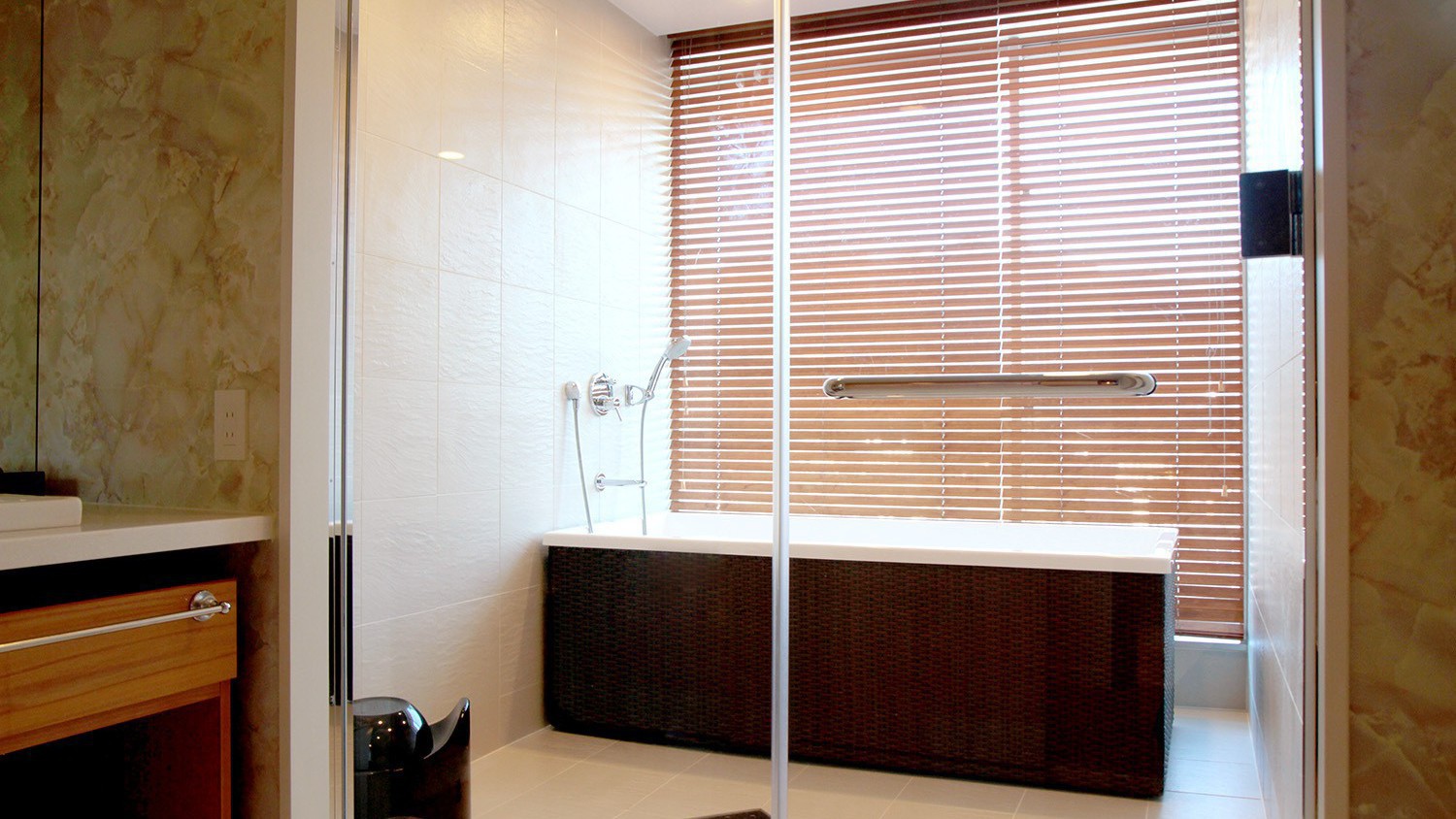 本館特別室　箱根（91平米）