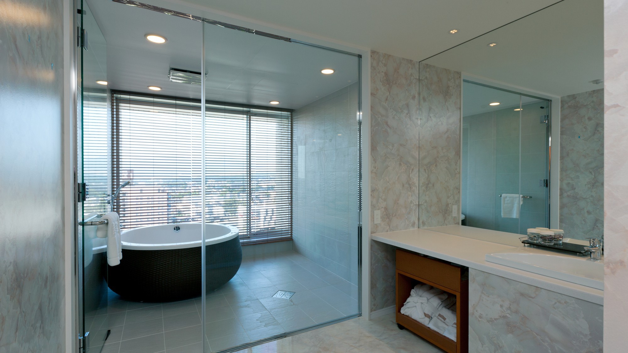 本館特別室　バスルーム