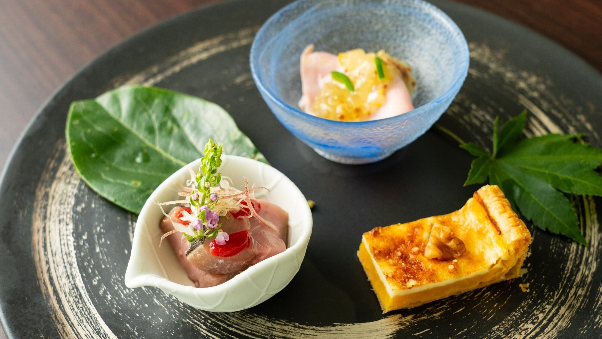 【ホテルおすすめ】【鉄板焼豪華ディナー】厳選国産黒毛和牛を3種の塩で味わう翡翠コース付プラン