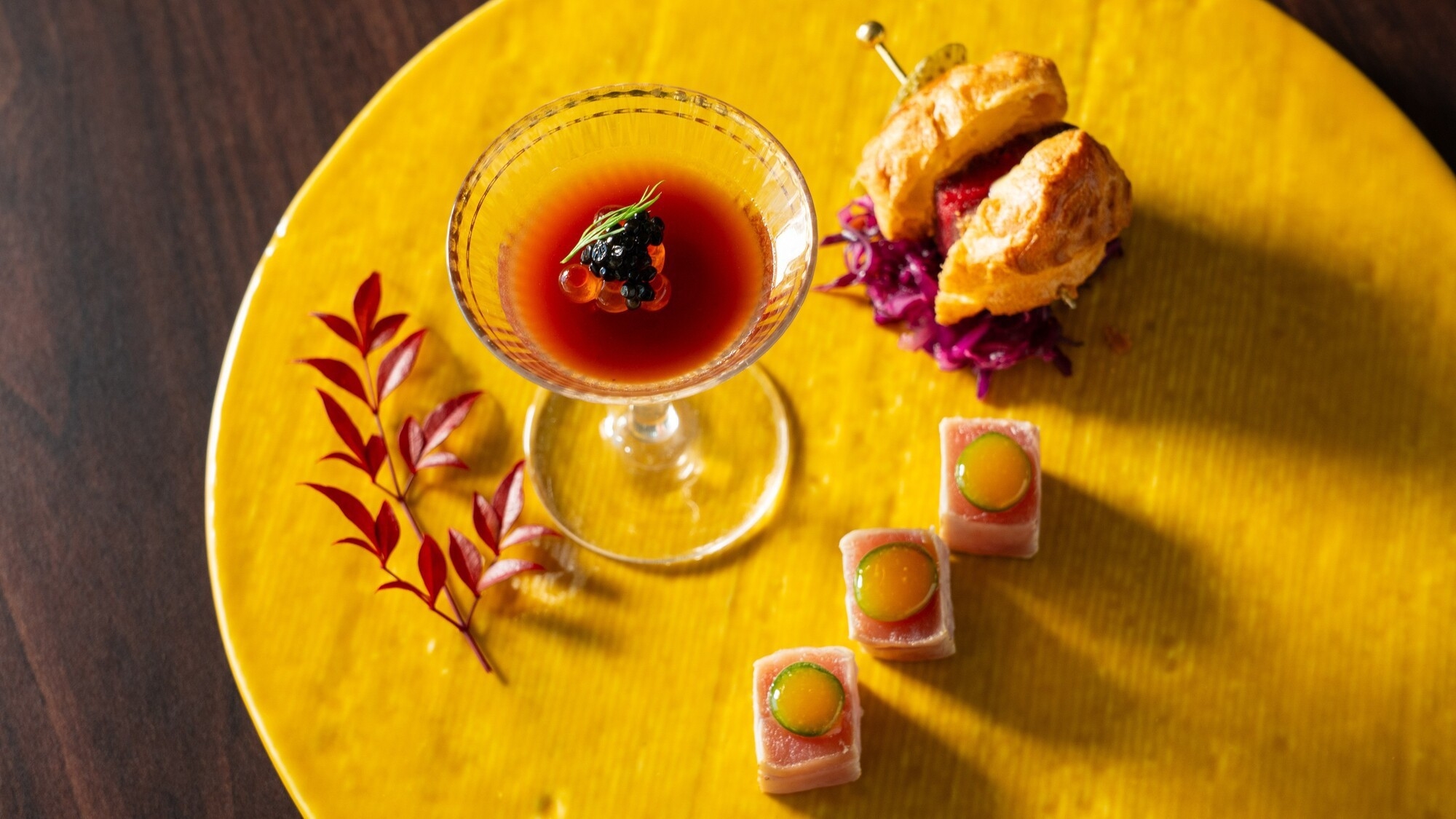 【鉄板焼豪華ディナー】厳選国産黒毛和牛を3種の塩で味わう翡翠コース付宿泊プラン