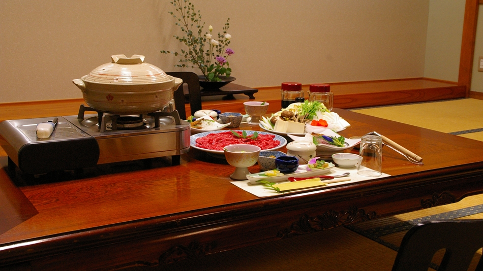 【すき焼きor焼肉orしゃぶしゃぶor鴨鍋】4種類からお好きなものをチョイス