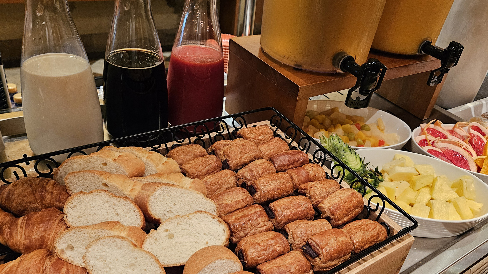 ■朝食バイキング