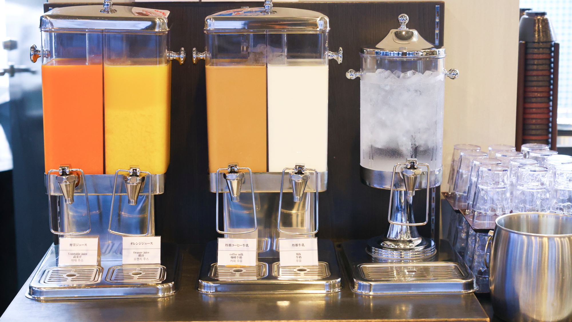◆リニューアル◆朝食ドリンクコーナー