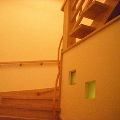 ホワイトアッシュの木階段