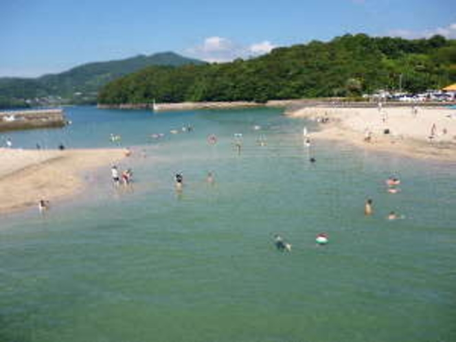 湯の児海水浴場もすぐ近くにあります