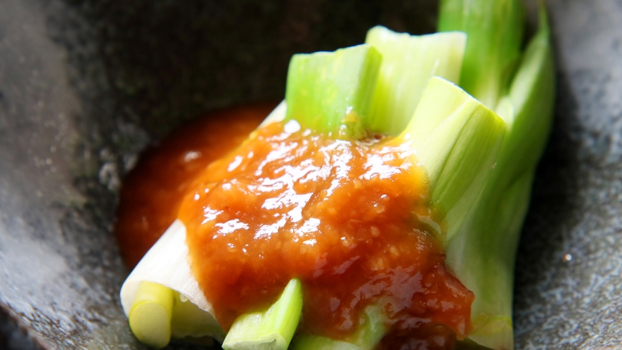 ≪山菜の酢味噌和え≫一つ一つ素材の味に、じっくり手間暇かけた田舎料理をご堪能ください