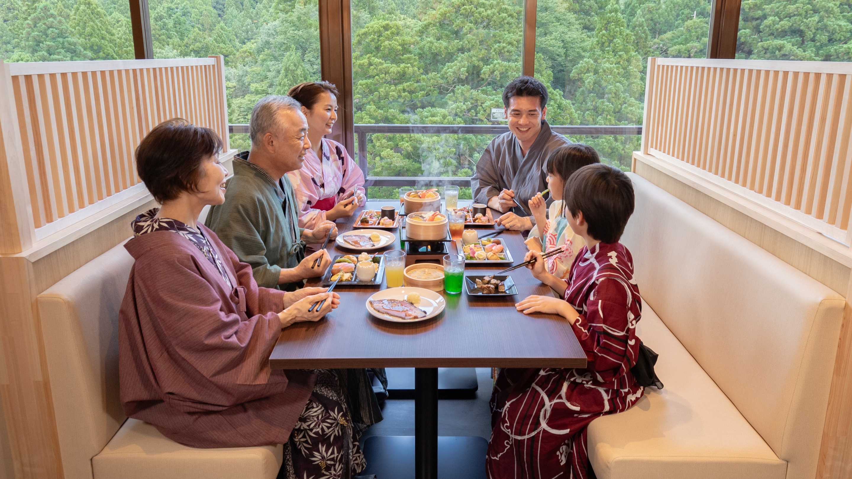 お食事スペース