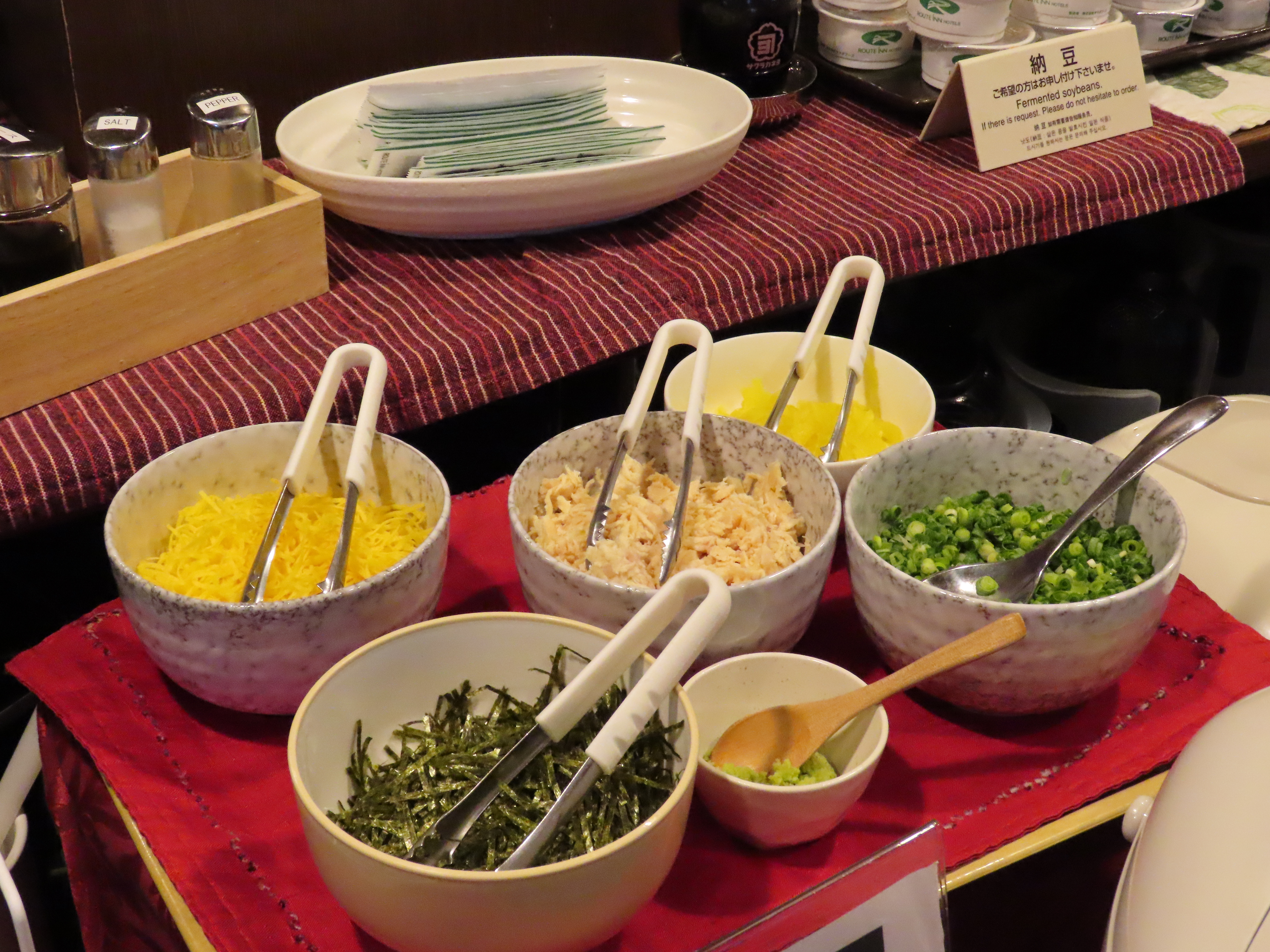 郷土料理　鶏飯を毎日ご提供。　人気のメニューです。