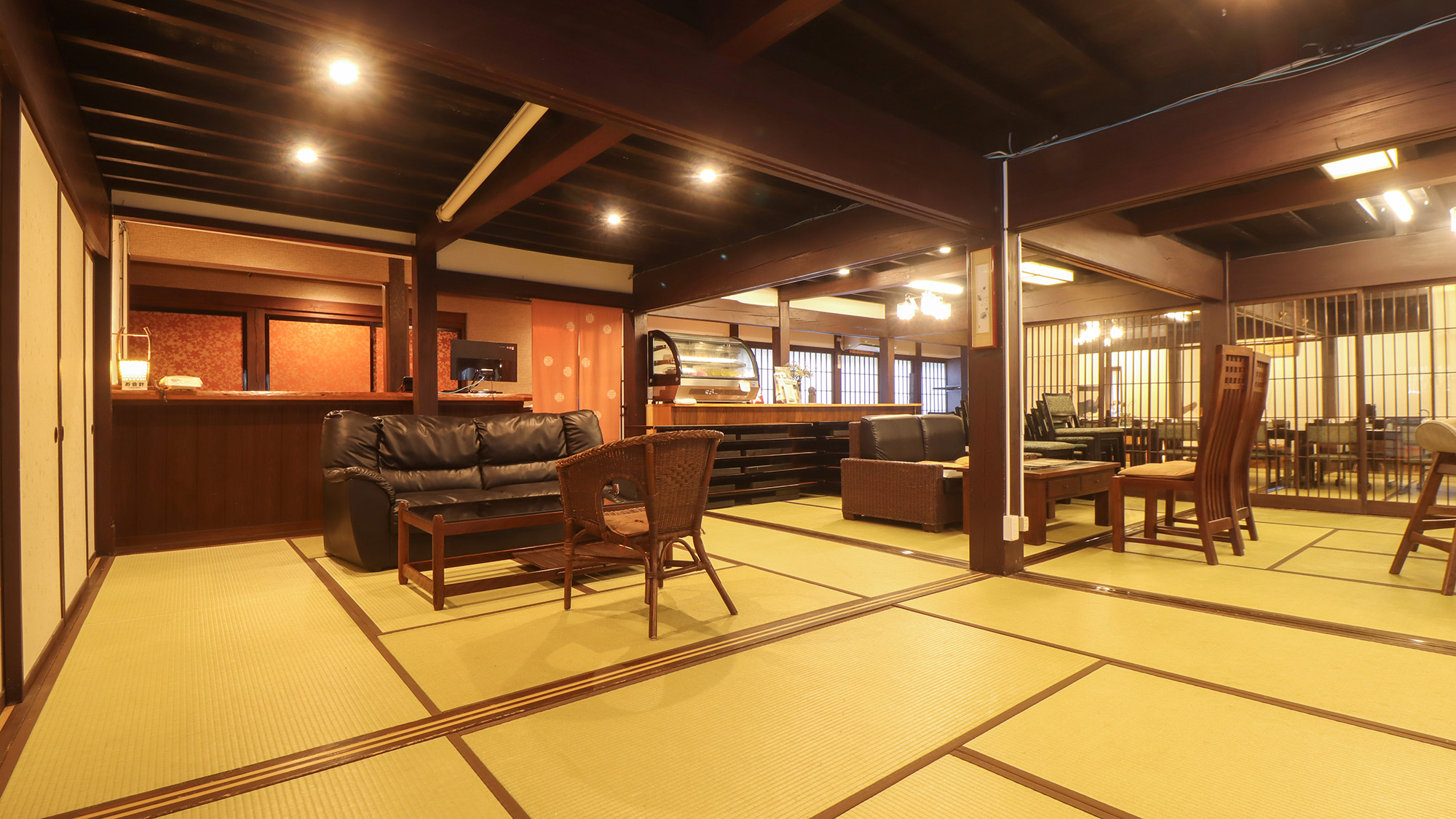 #≪館内≫和の趣とモダンな快適さが融合した、ロビーでお迎えいたします。