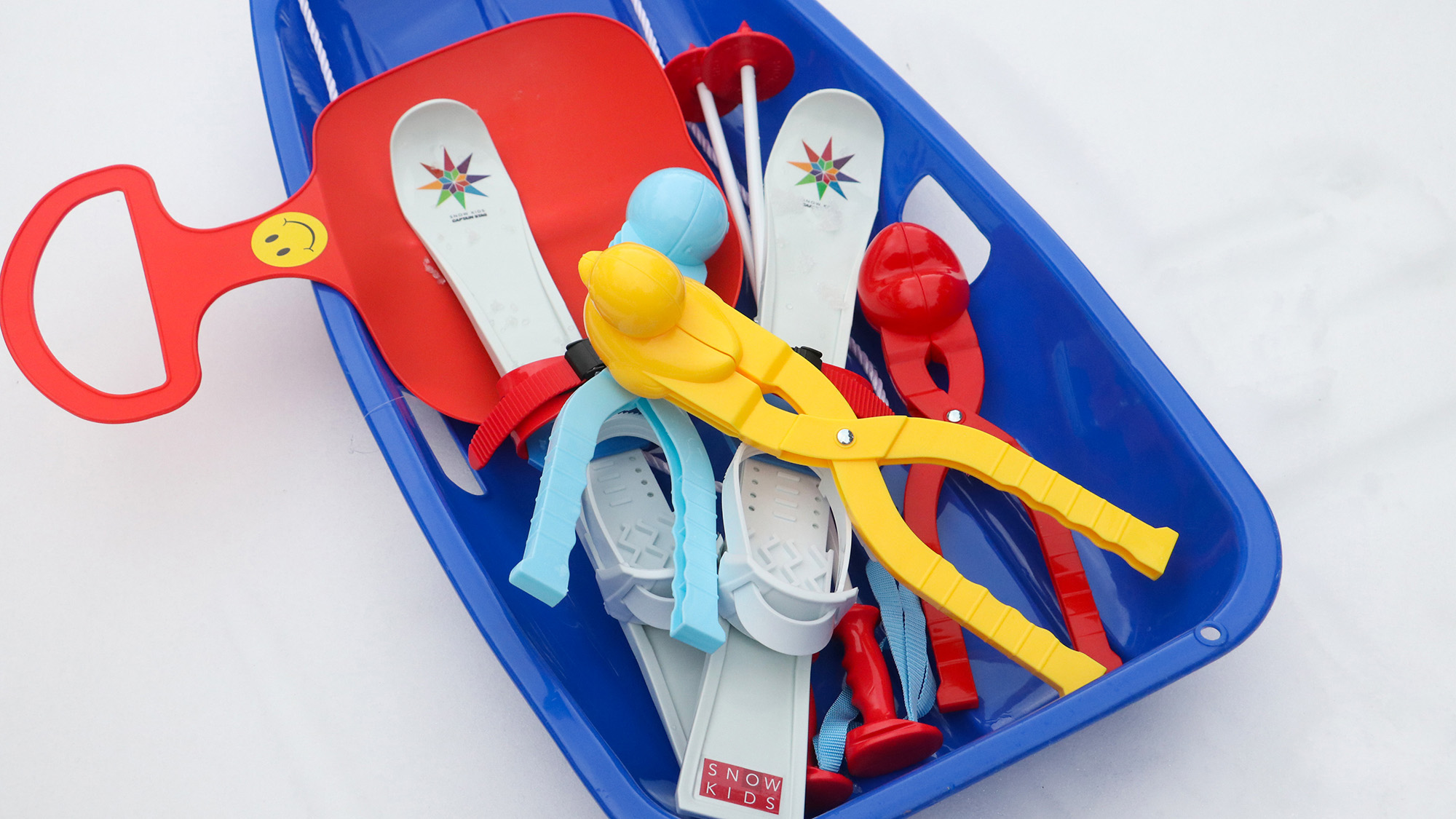 #≪貸出≫真っ白な雪の世界で子供たちは雪遊び！