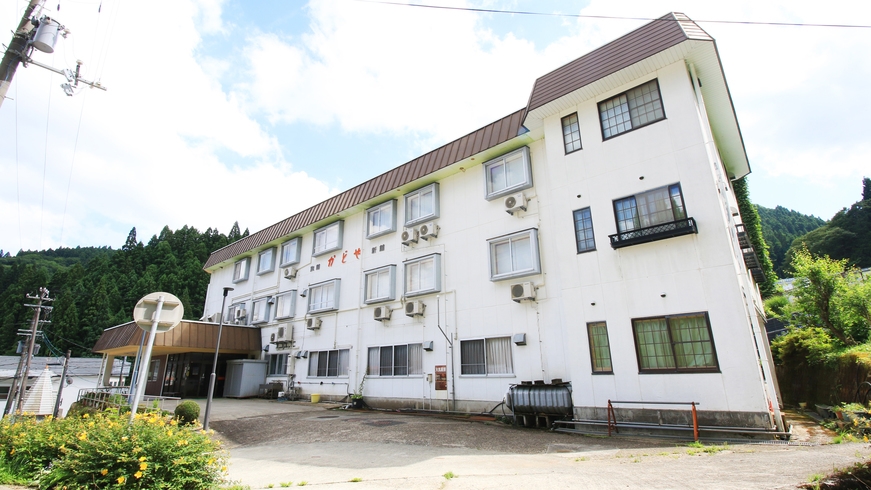 【Wi-Fi完備◆2連泊以上で特典付】自然に囲まれゆったりワーケーション♪但馬牛すき焼き≪1泊2食≫