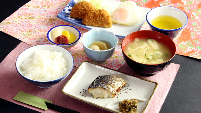 【1泊朝食付き】夕食は地元のお店で♪朝は愛情たっぷり朝ごはんで1日元気に！