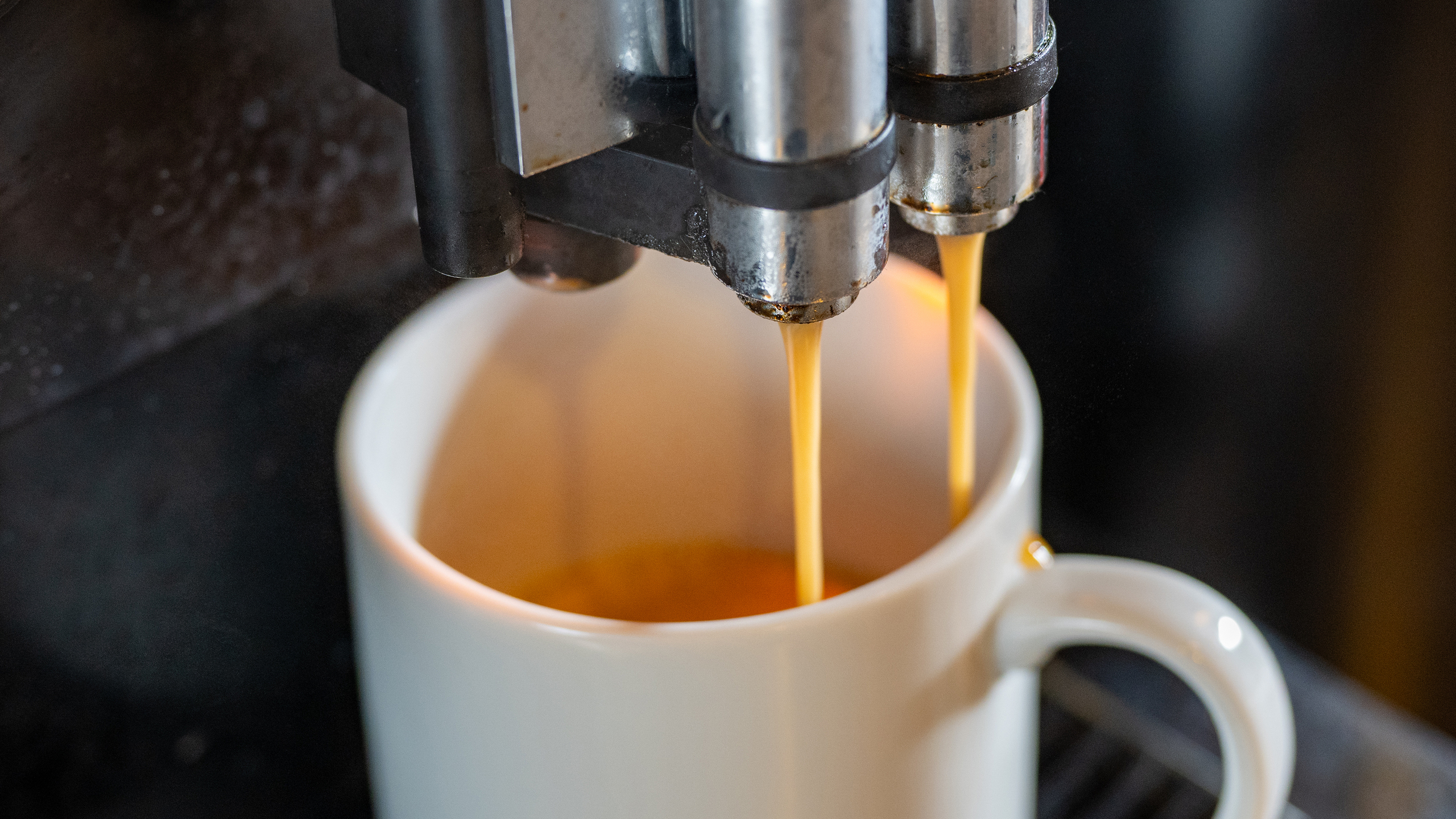 挽きたてのコーヒーをお楽しみください。