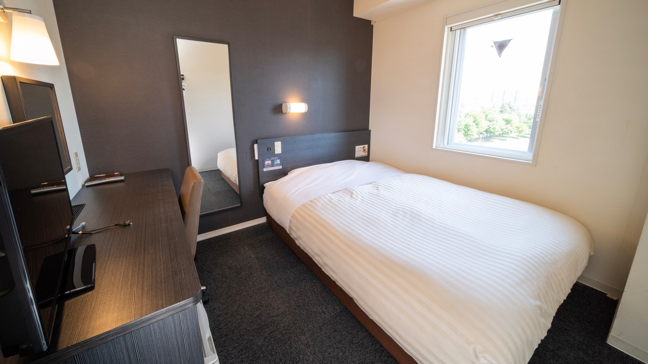 【禁煙】スタンダードルーム【150cm幅ダブルベッド１台】