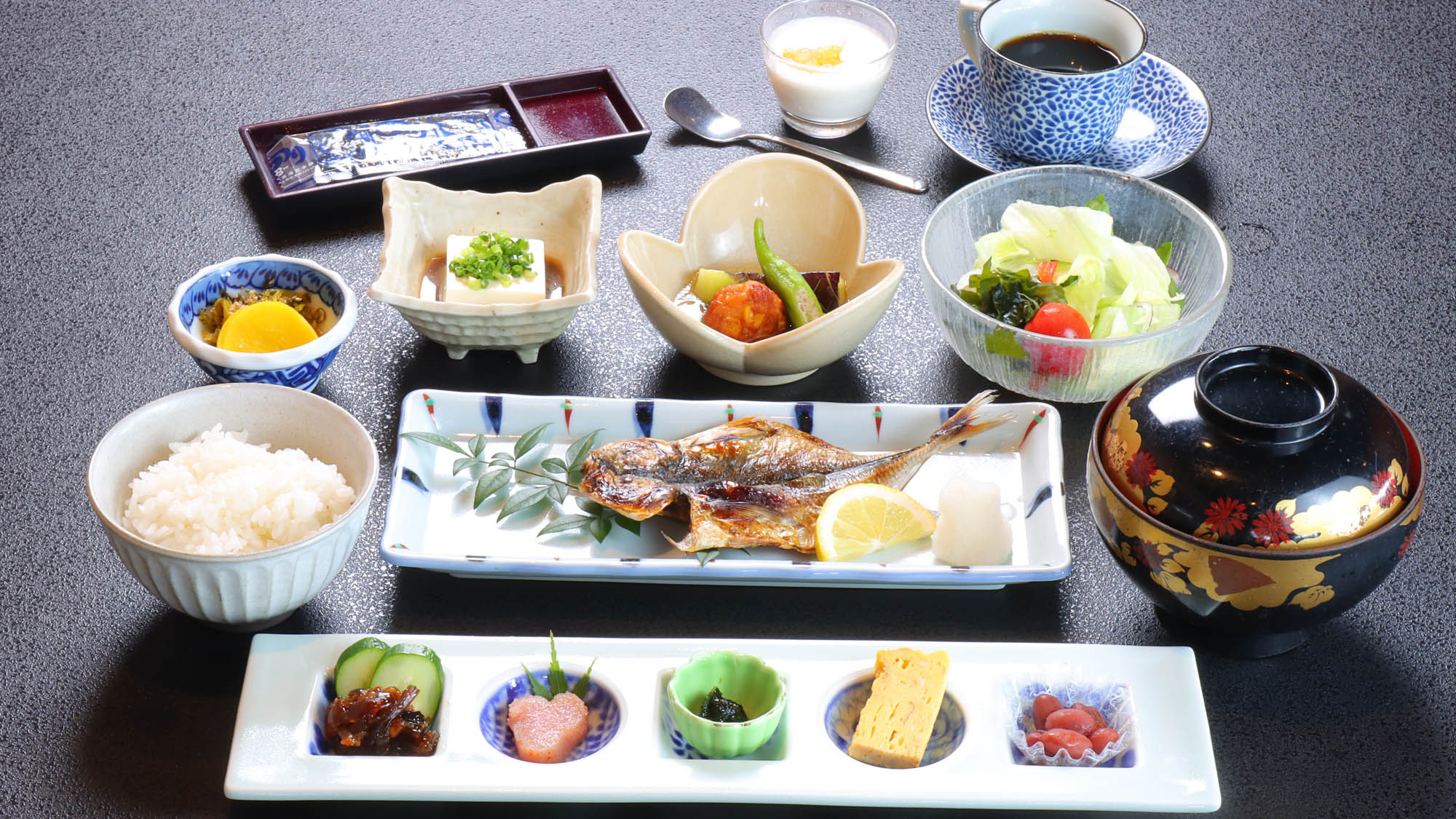 【漁師町の朝】１日の元気の源☆お腹いっぱい海の朝食♪