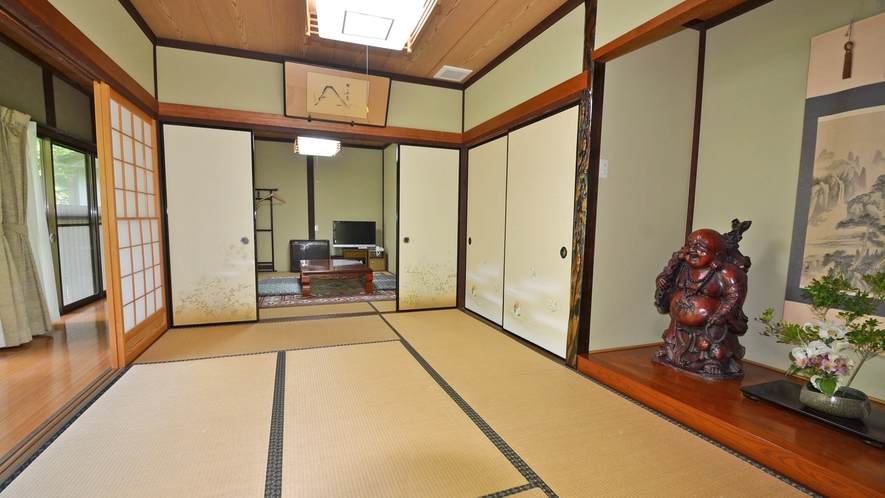 *【本館客室】の一例。1Fの客室。本館は福井から移築した古民家です。