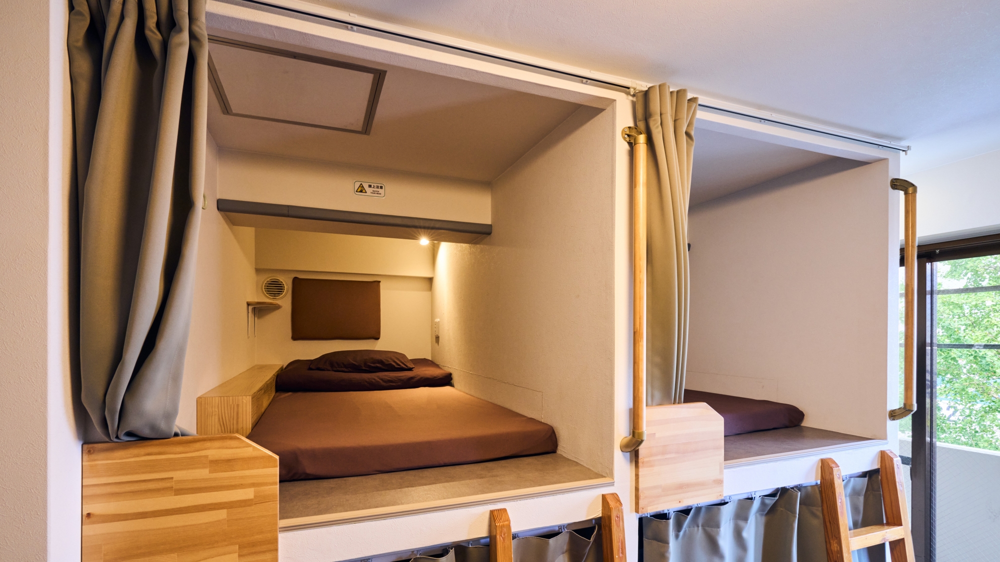 カプセル・ドミトリー（男女MIX）