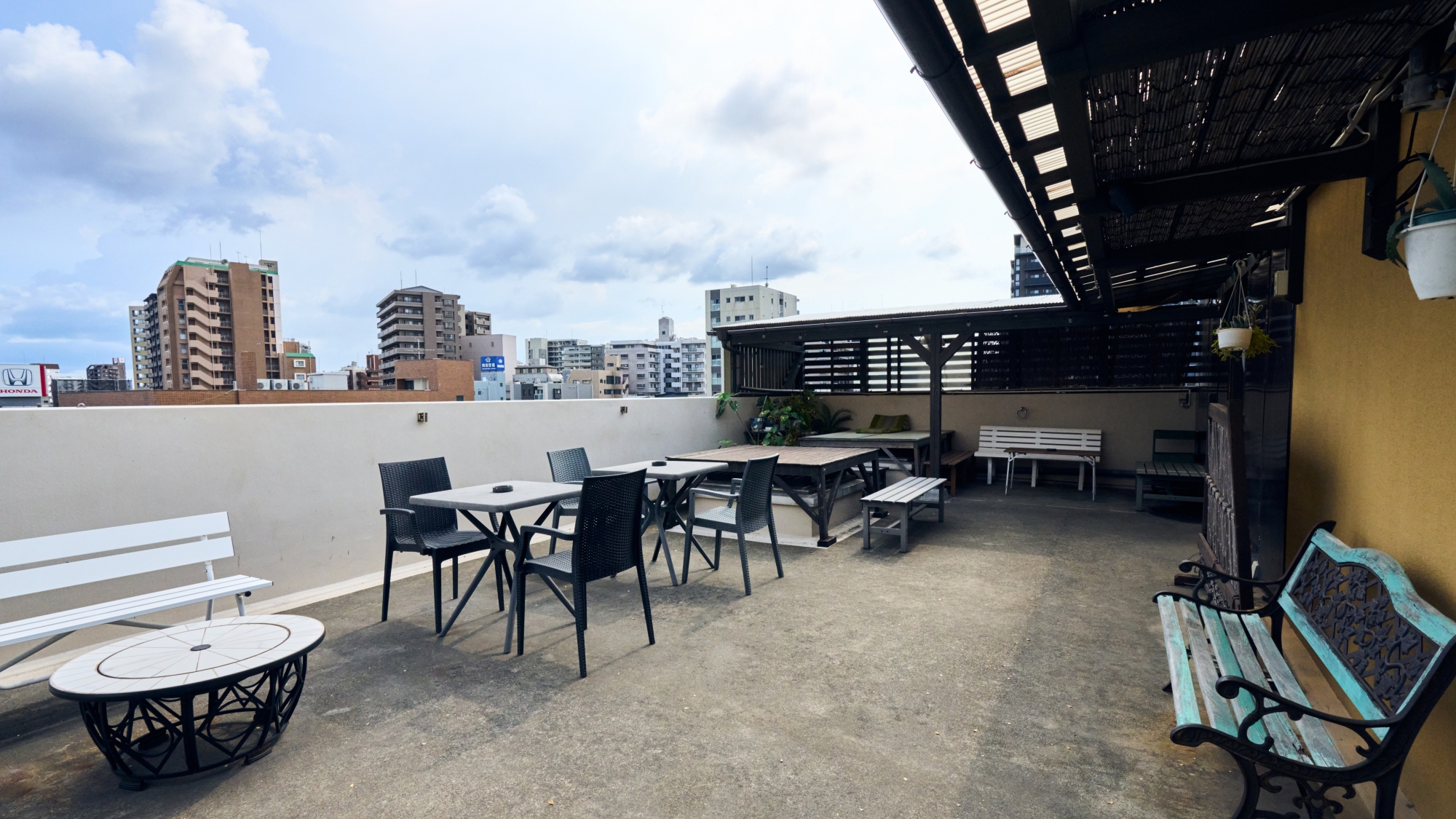 屋上_昼(共有スペース)