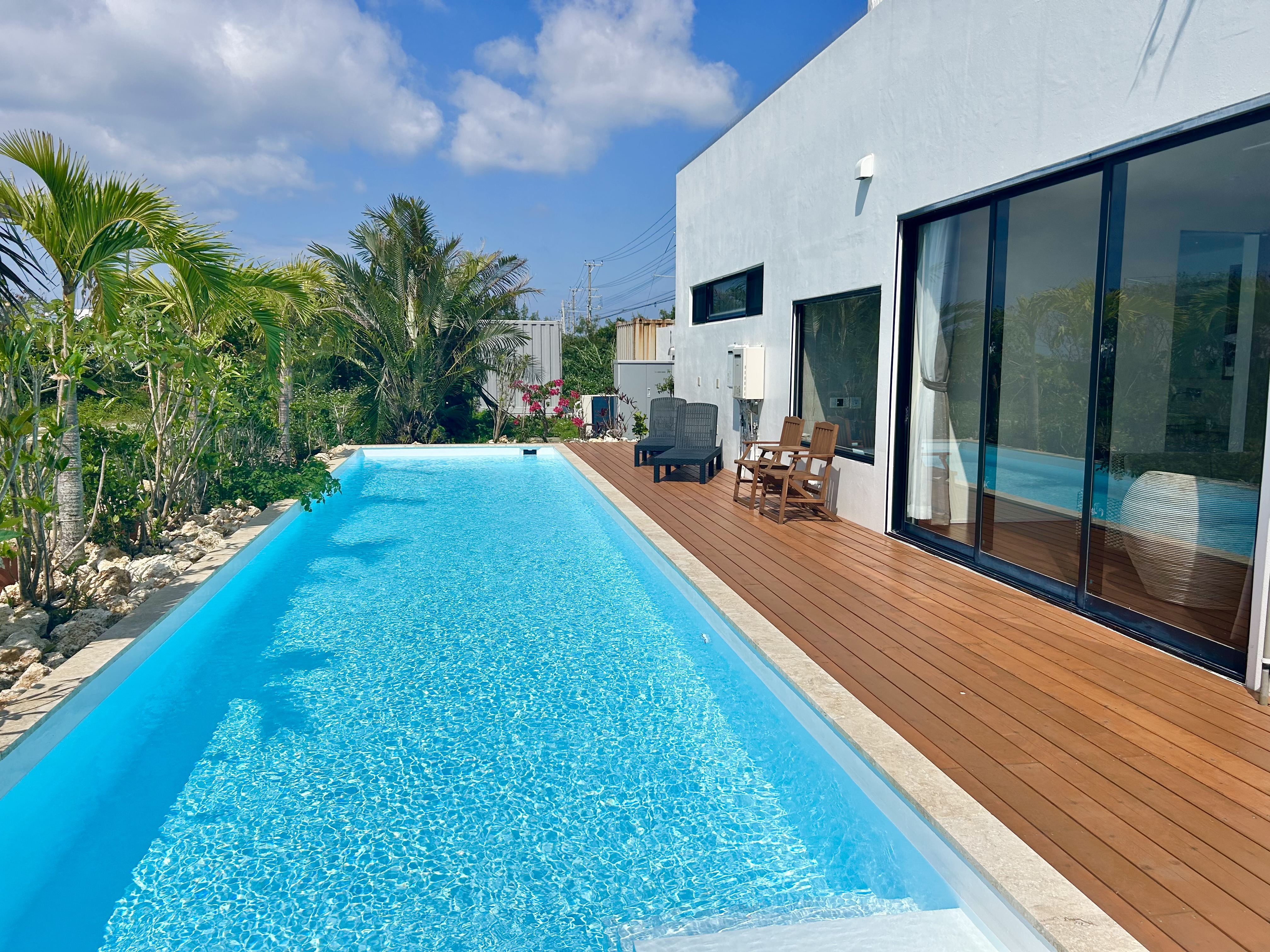 niwaガーデンプール