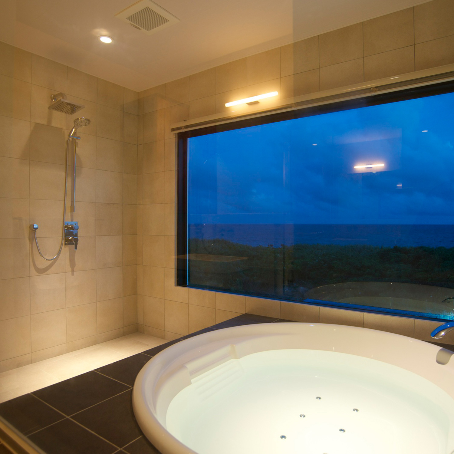 【side.B】sora　bath room