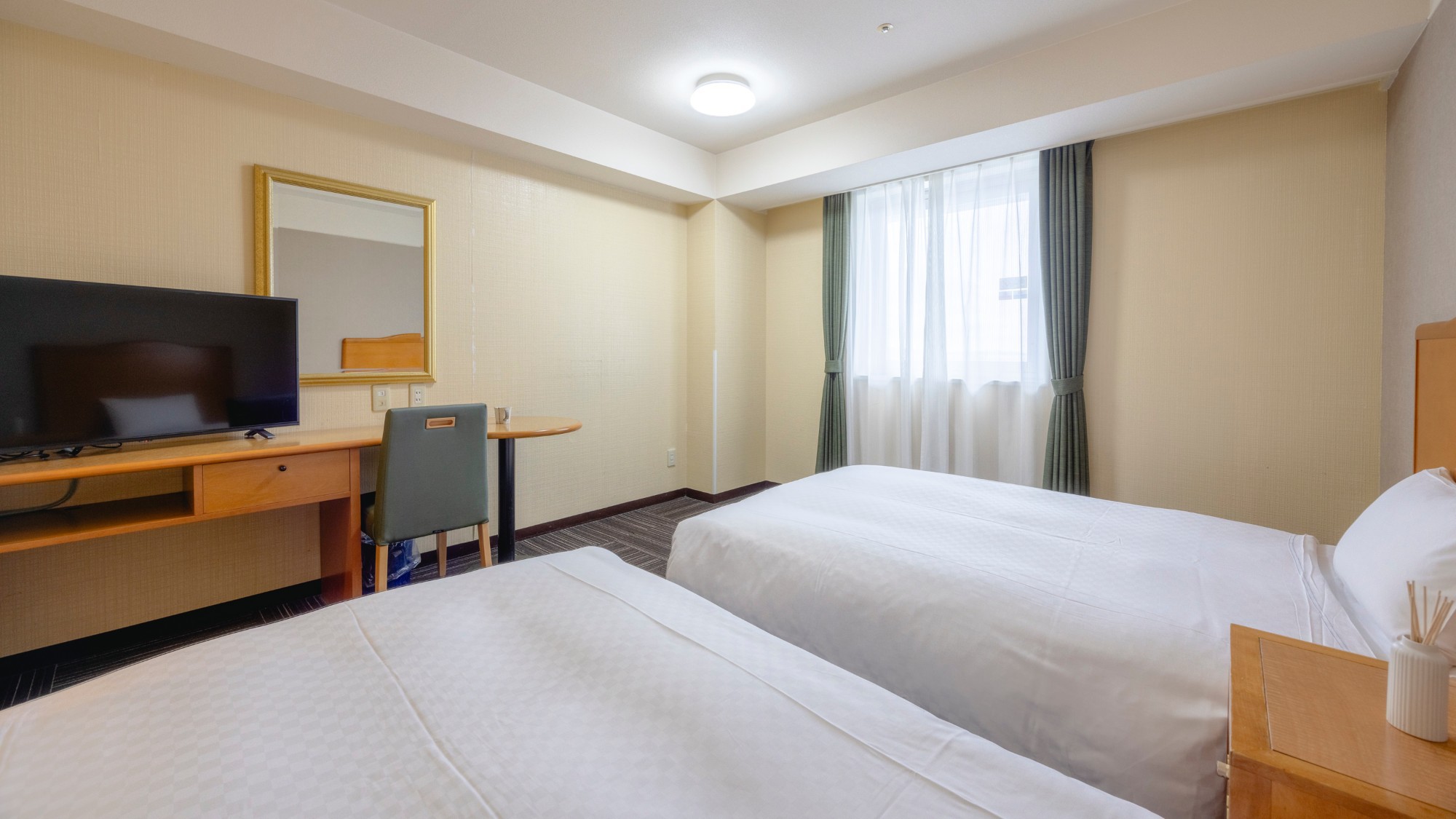 スタンダードツインルーム