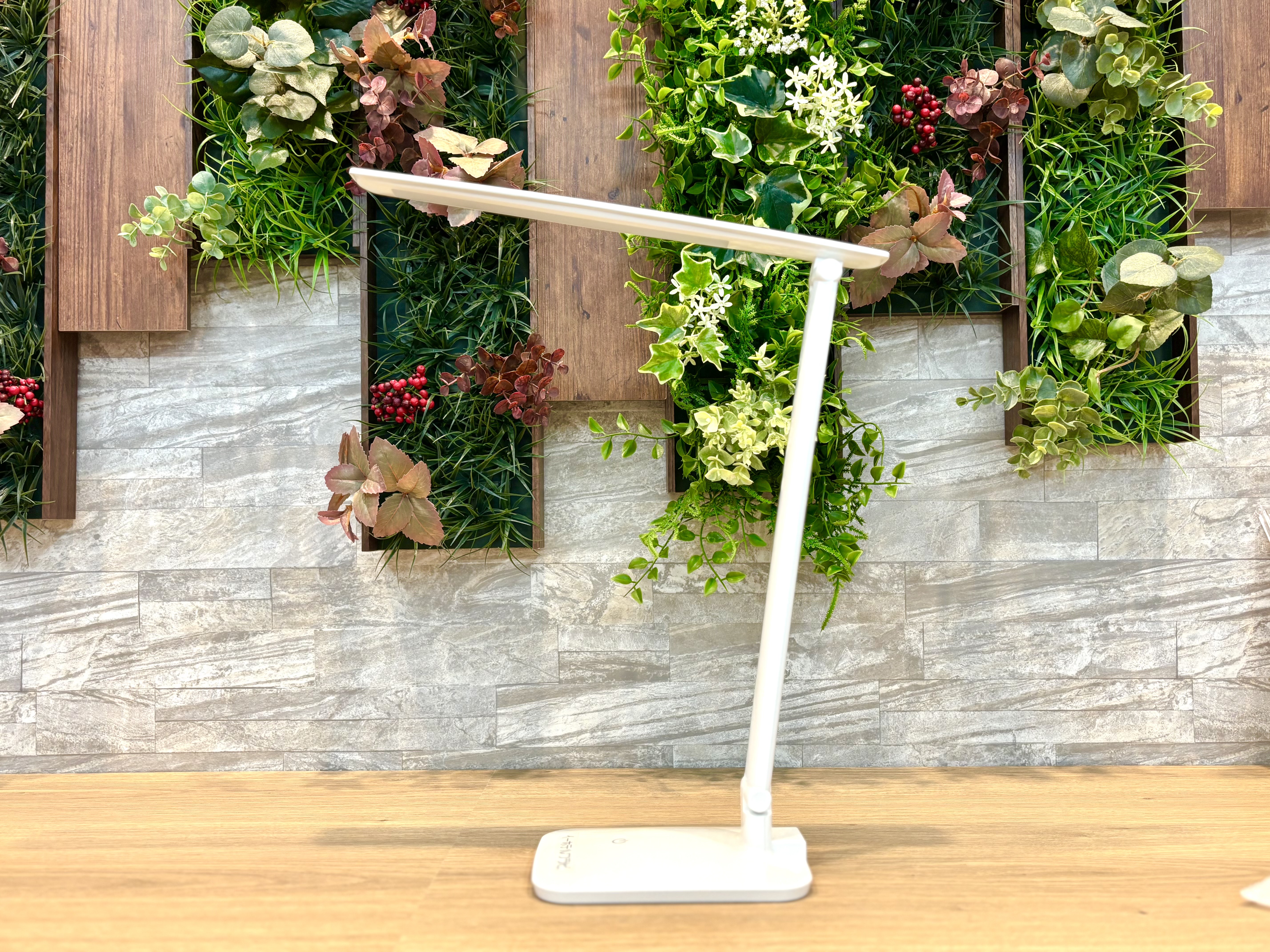 【電気スタンド】