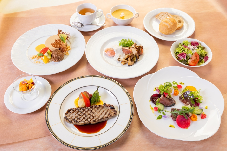 フレンチディナーコース＆日替わり朝食（奇数日は和朝食、偶数日は洋朝食でご用意）2食付プラン♪