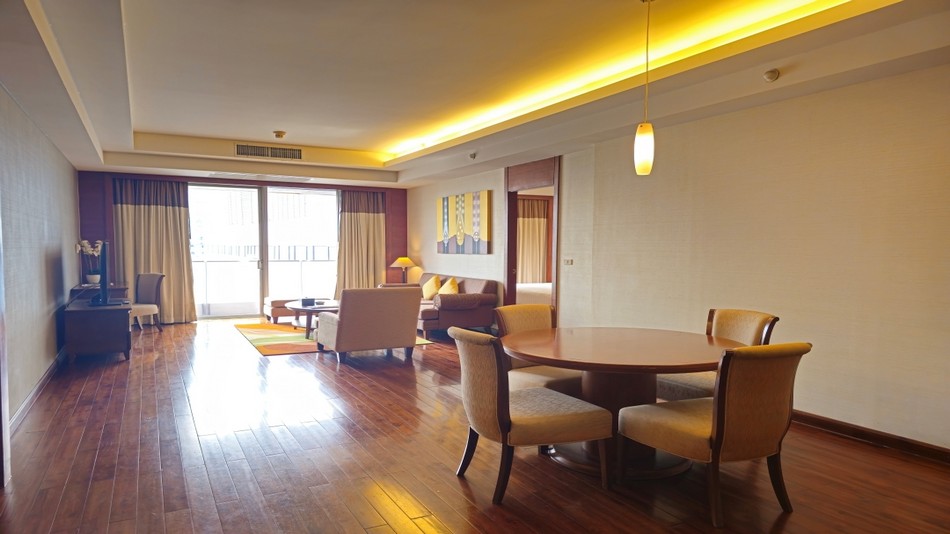 1ベッドルームプレミア　リビングルーム