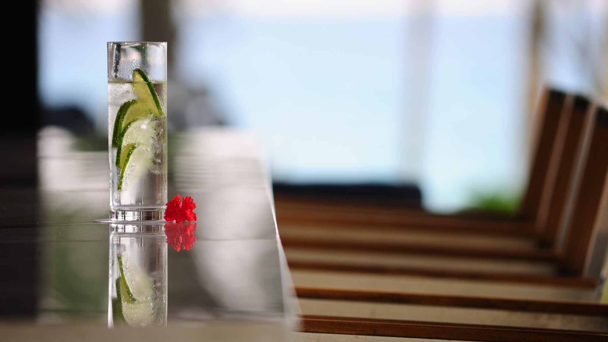 プールサイドバー