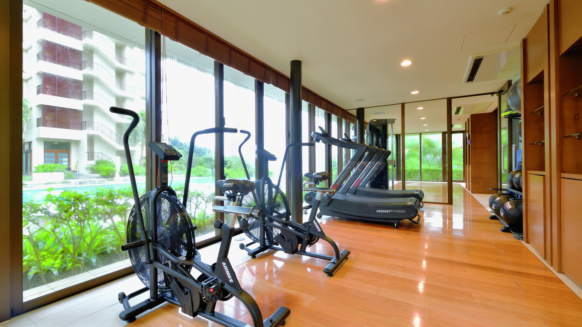 トレーニングジム