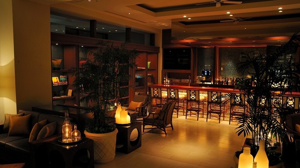 ライブラリーラウンジ＆バー