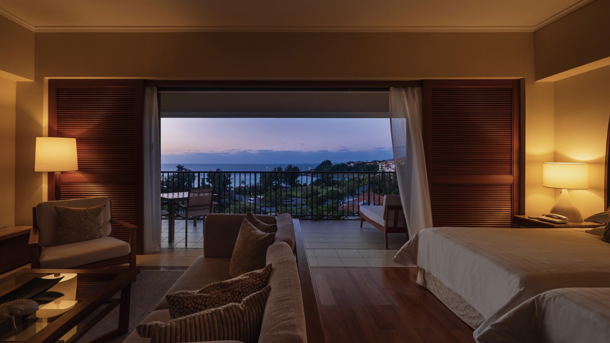 クラブデラックス サンセット＿54㎡