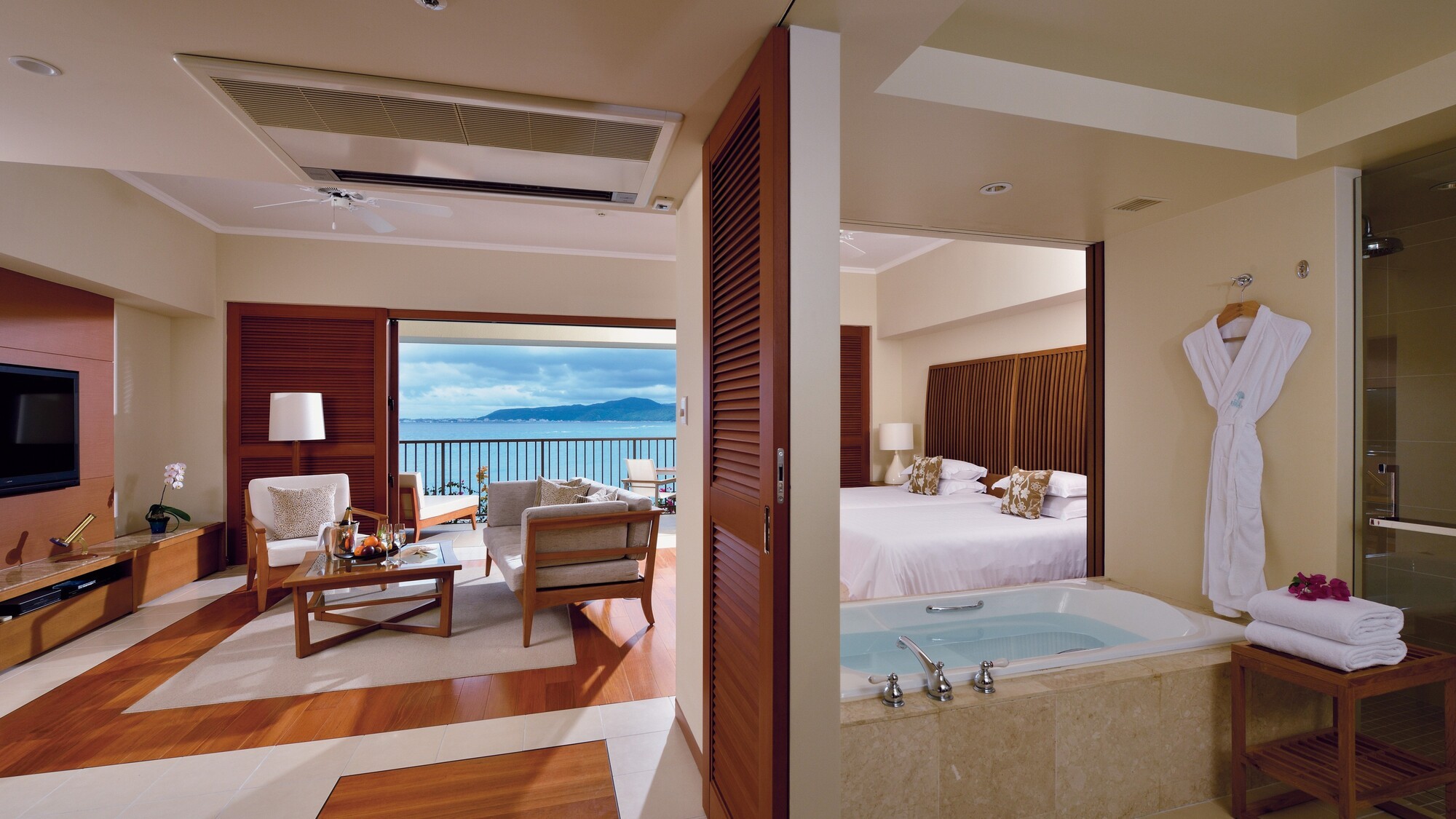 クラブデラックス オーシャン 2ベッドルーム＿83㎡