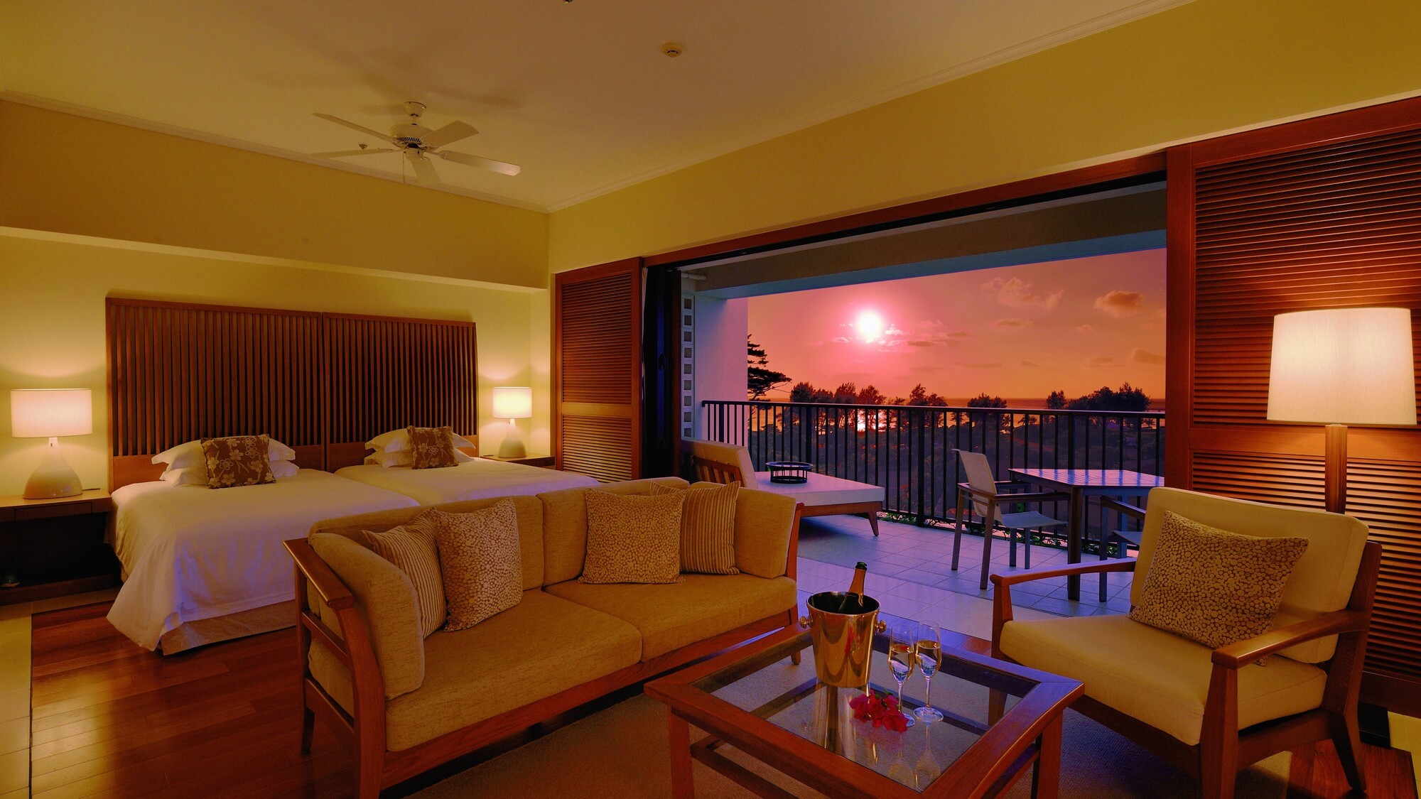 クラブデラックス サンセット＿54㎡