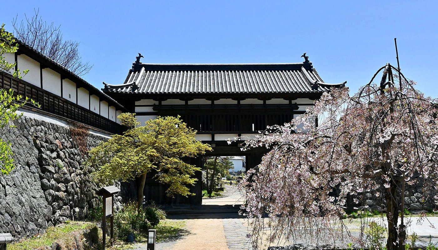 小諸城・大手門