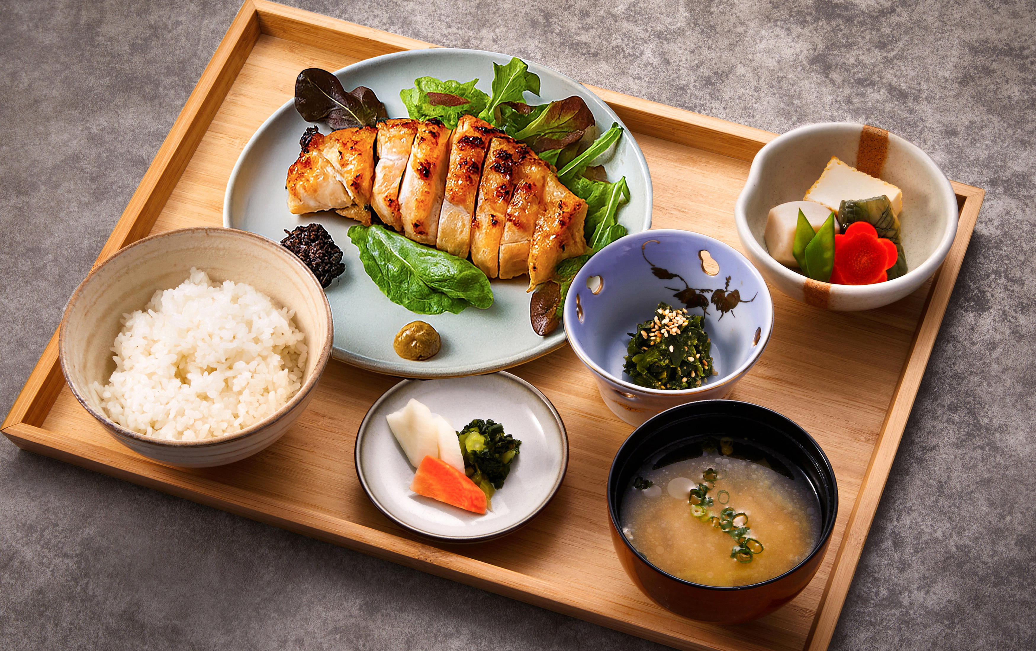 土日祝日限定ランチ