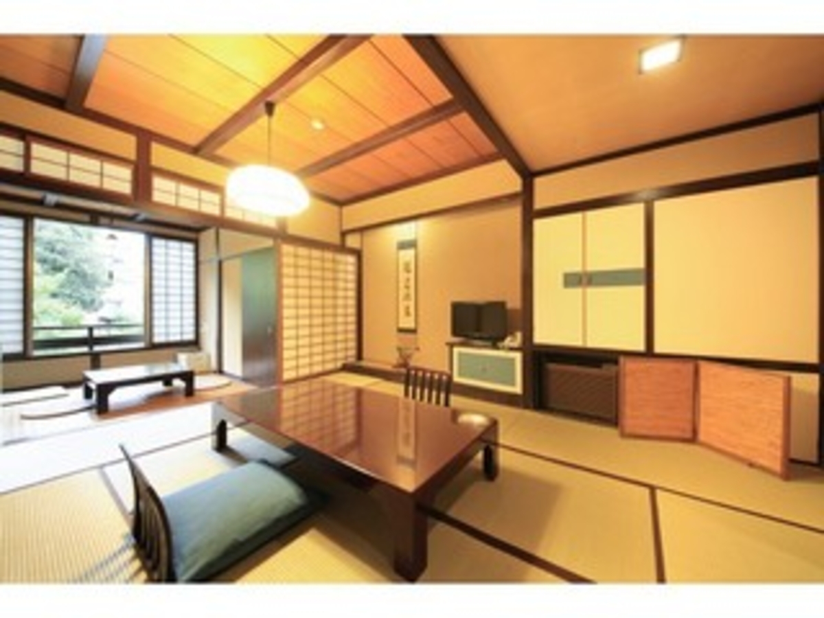 萬翠楼福住(部屋(ベッドルーム))