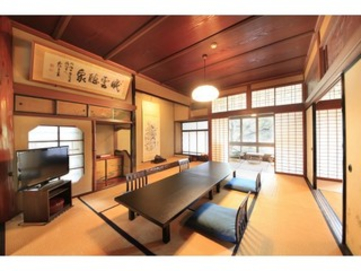 萬翠楼福住(部屋(ベッドルーム))