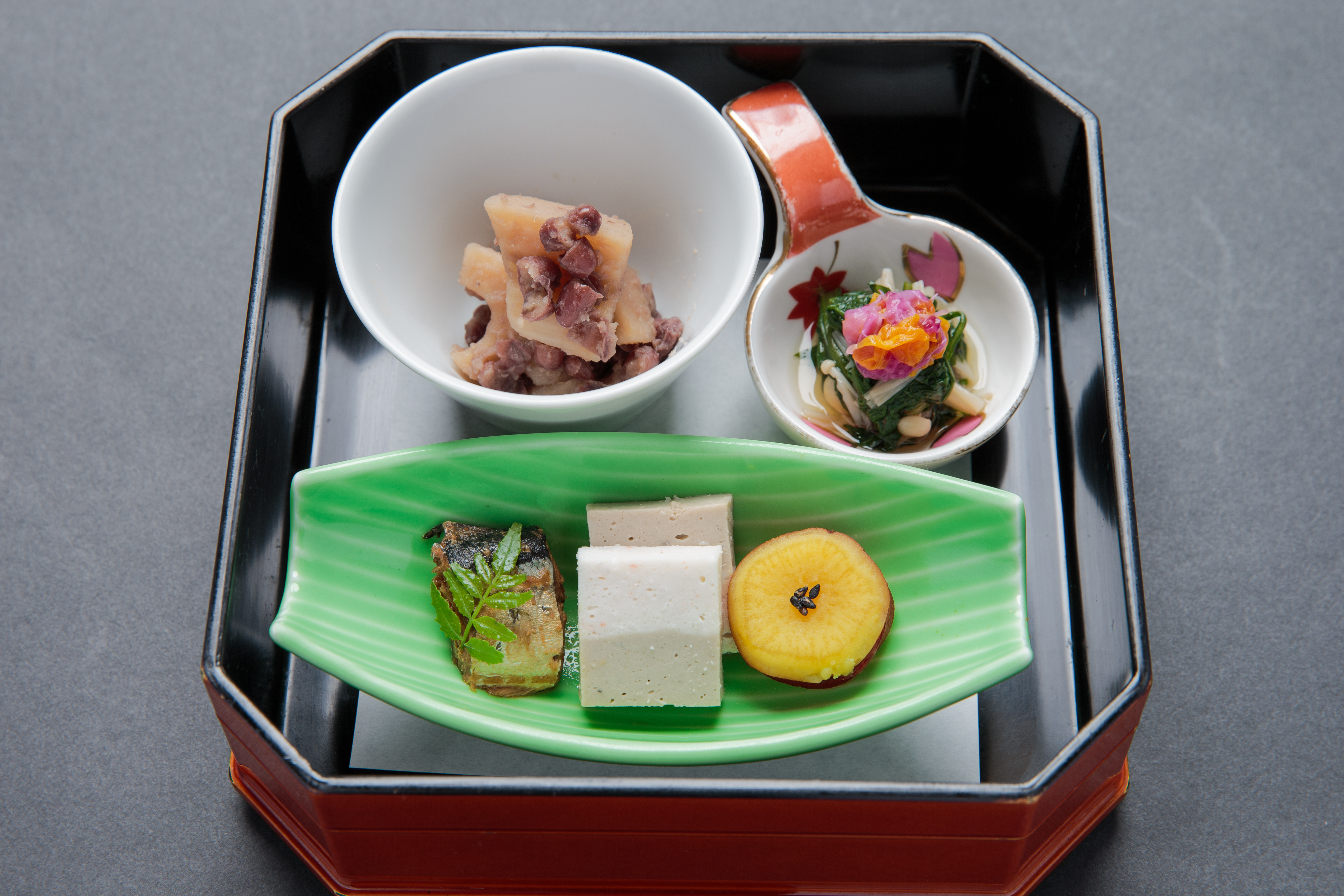 夕食　前菜（八寸）