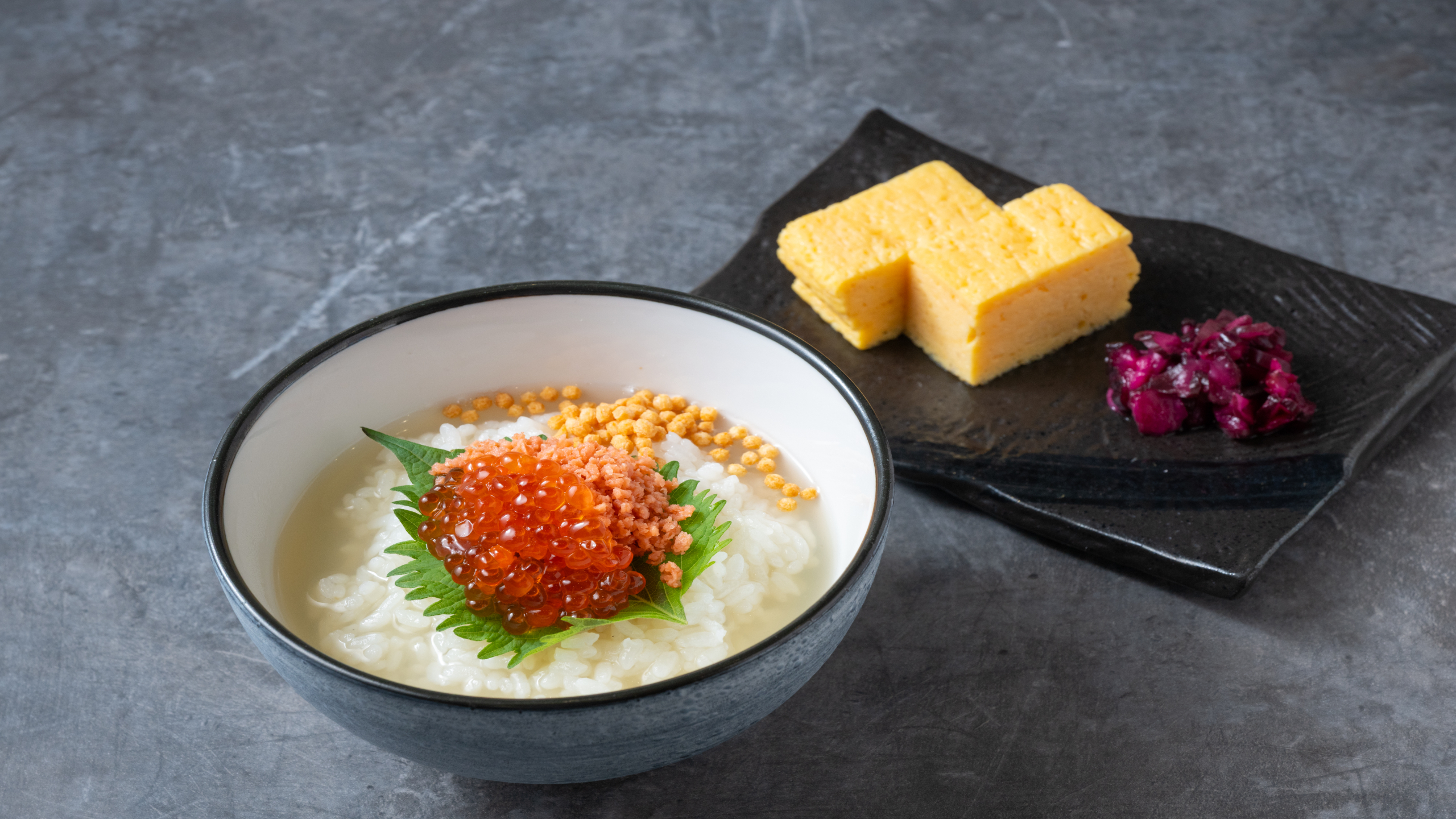 日替わりしじみ出汁茶漬け「鮭いくら」