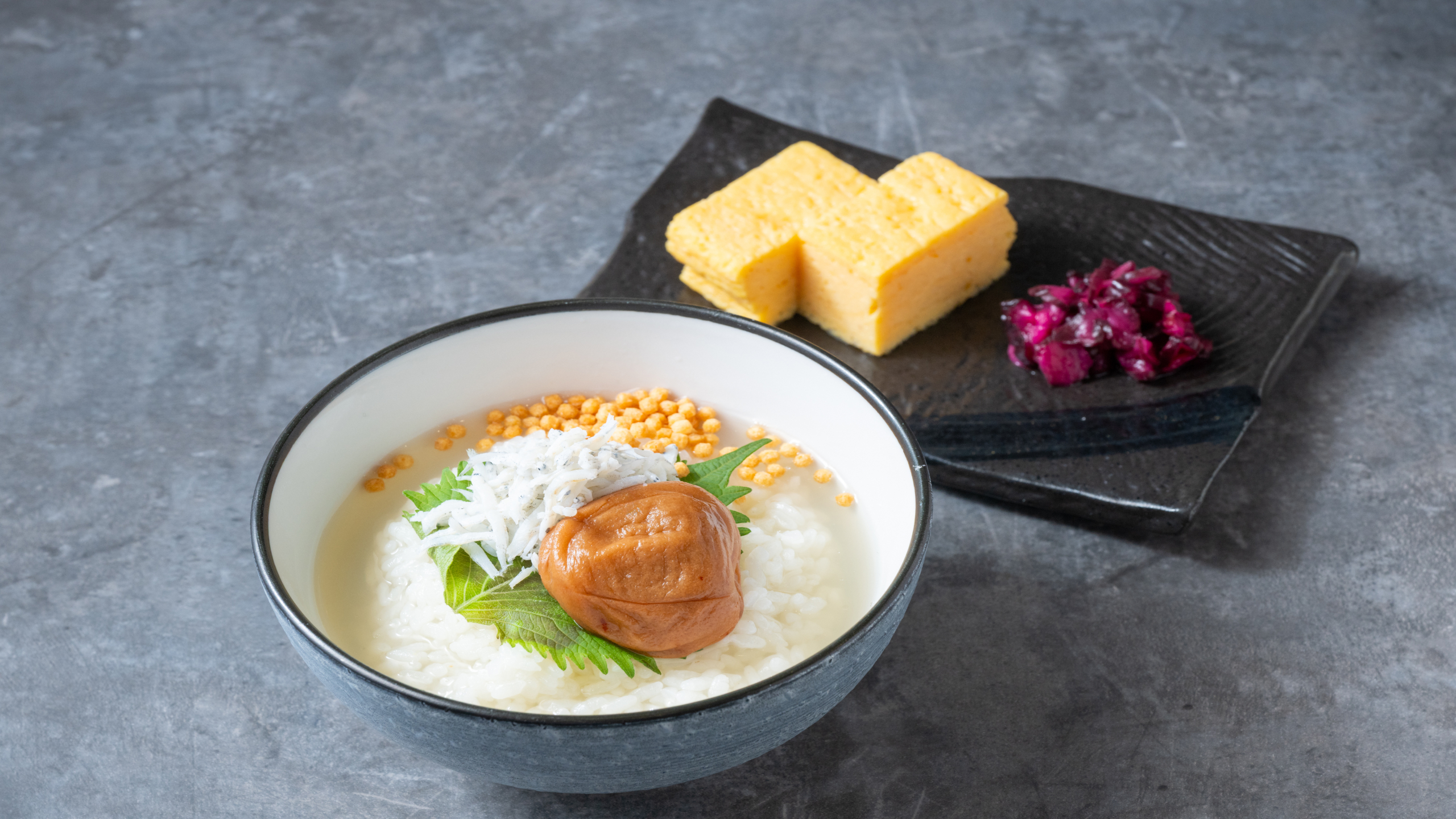 日替わりしじみ出汁茶漬け「梅しらす」