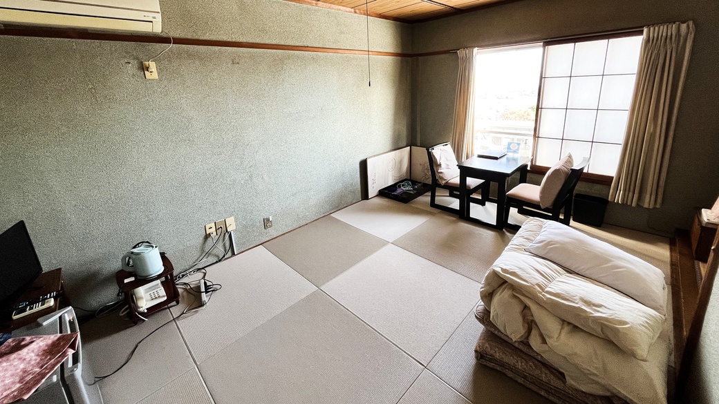 【ナイトビュー】琉球畳の和モダン和室 7畳半
