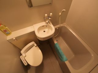 温水洗浄便座付トイレ　浴室暖房乾燥機付　お風呂　ユニットタイプ