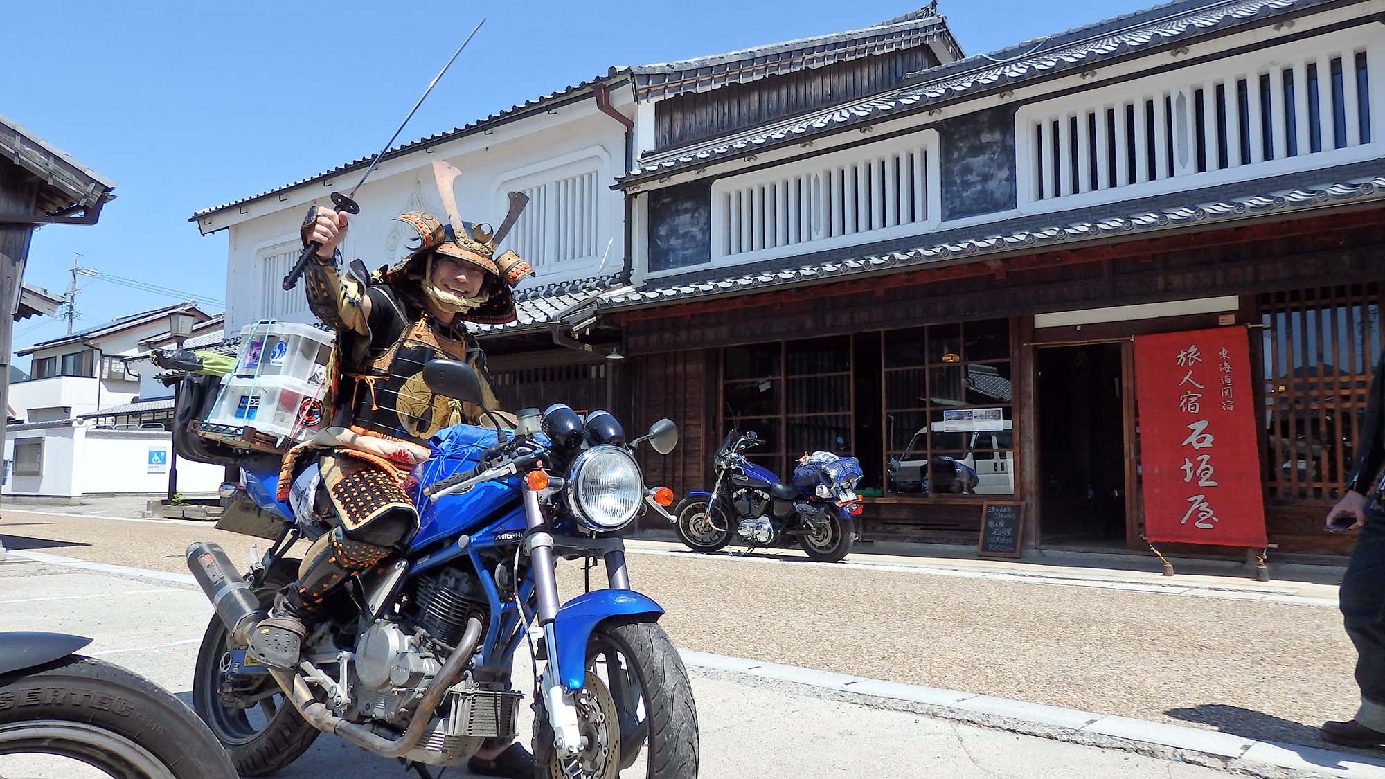 ・日本各地からいろんな旅人が集まります