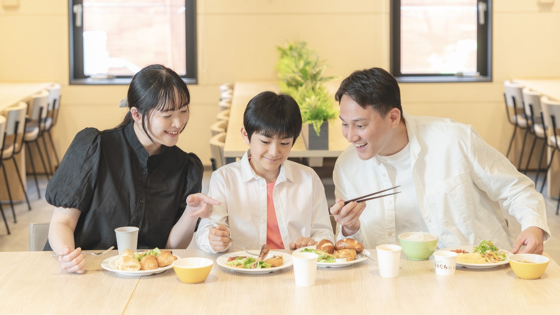 良い朝はバランスの取れた朝食から♪