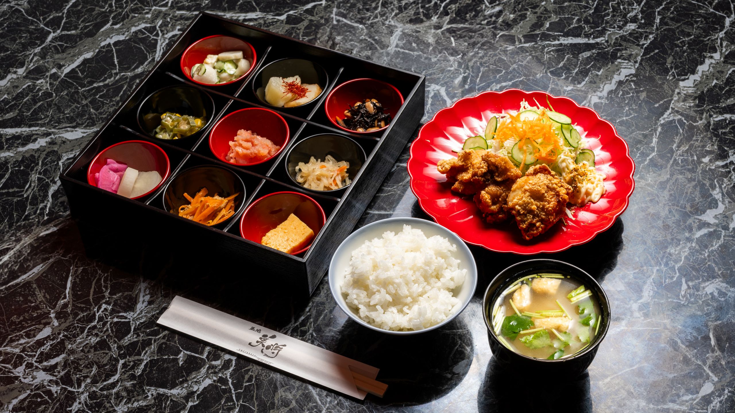 ■朝食　からあげ定食